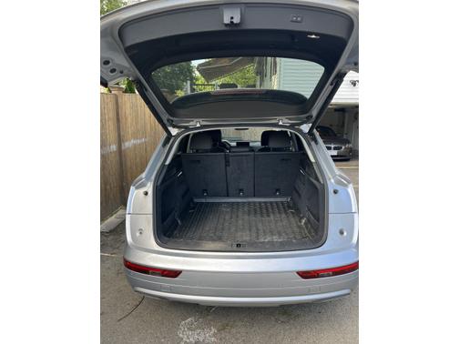 2018 Audi Q5 2.0T Premium Plus