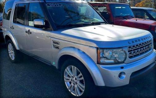 2011 Land Rover LR4 Lux