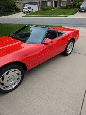 Red 1995 Chevrolet Corvette Base