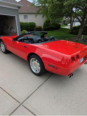 Red 1995 Chevrolet Corvette Base
