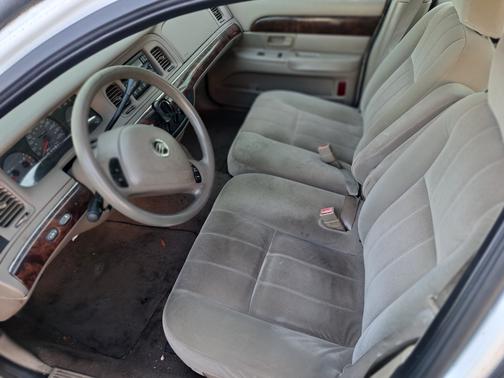 2004 Mercury Grand Marquis GS