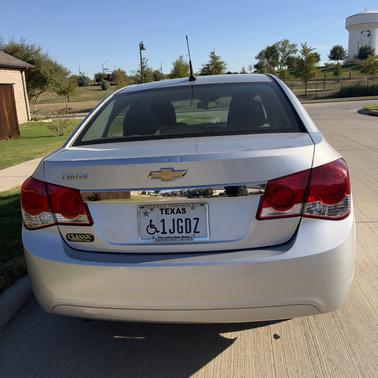 Gray 2012 Chevrolet Cruze LS
