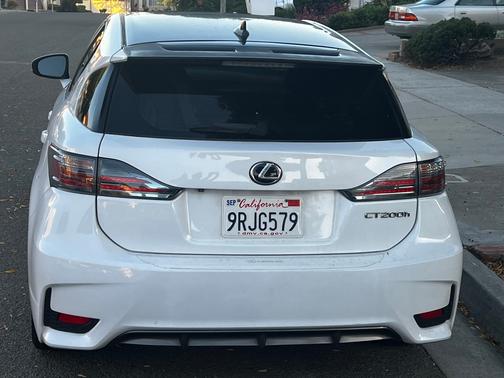 White 2014 Lexus CT 200h Premium