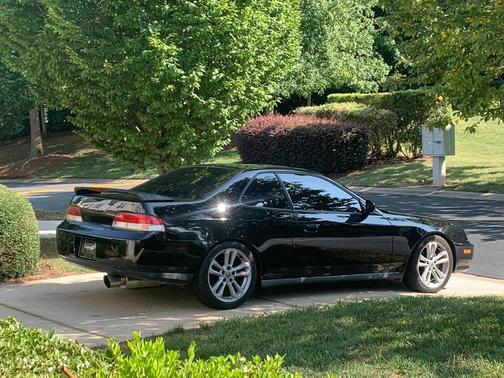 Black 1998 Honda Prelude Base