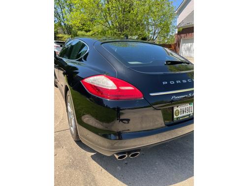 2012 Porsche Panamera Hybrid S