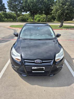 Black 2013 Ford Focus SE