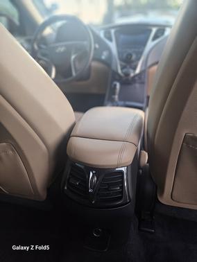 Red 2013 Hyundai Azera Base