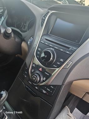 Red 2013 Hyundai Azera Base