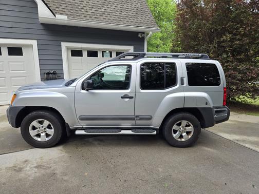 2011 Nissan Xterra S