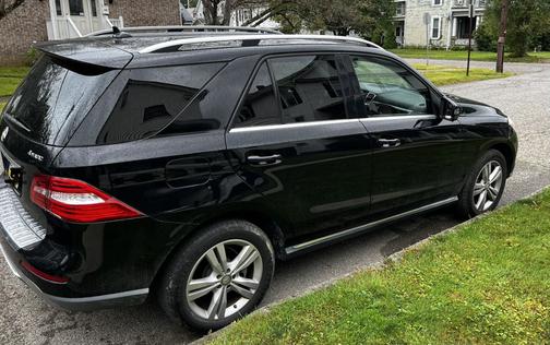 Black 2013 Mercedes-Benz M-Class ML 350 4MATIC