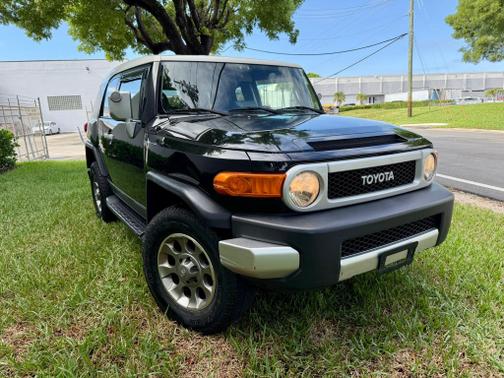 2011 Toyota FJ Cruiser Base