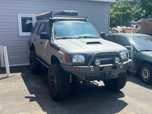 2000 Toyota 4Runner Limited 4WD
