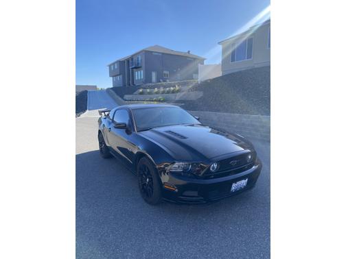 2013 Ford Mustang GT Premium