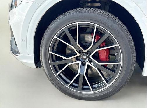 White 2022 Audi Q8 55 Premium Plus