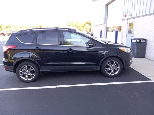 Black 2013 Ford Escape SEL