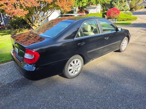 Black 2003 Toyota Camry XLE