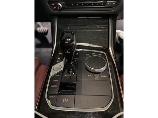 2022 BMW 330e Base