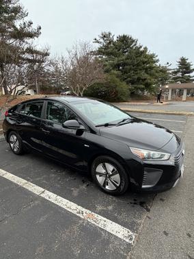 2019 Hyundai IONIQ Hybrid Blue
