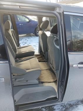 2016 Nissan Quest SV