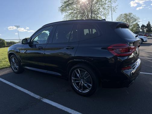Black 2021 BMW X3 M40i