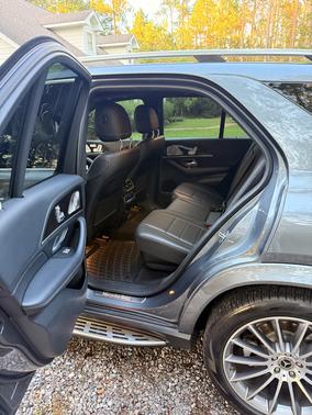 Green 2022 Mercedes-Benz GLE 350 Base