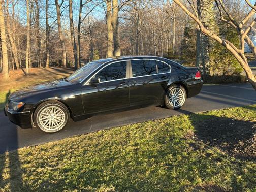 Black 2004 BMW 745 Li