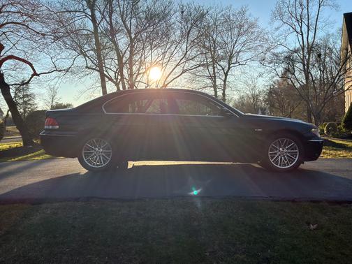 Black 2004 BMW 745 Li
