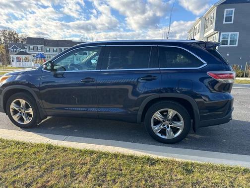 2015 Toyota Highlander Limited Platinum