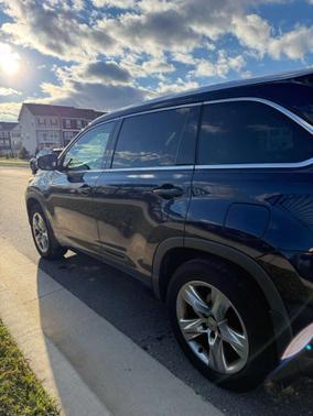 2015 Toyota Highlander Limited Platinum