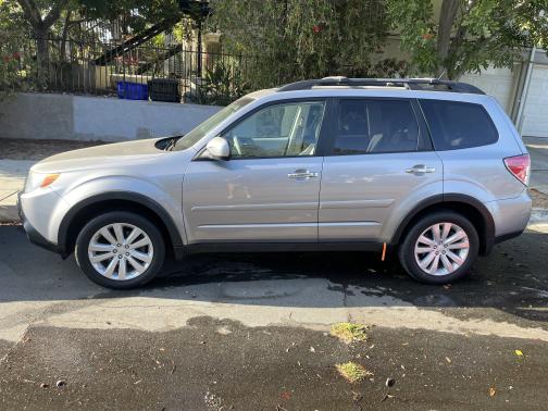 2011 Subaru Forester 2.5 X Premium