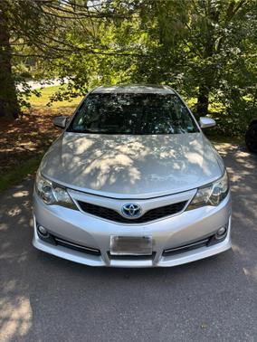 2014 Toyota Camry Hybrid SE Limited Edition