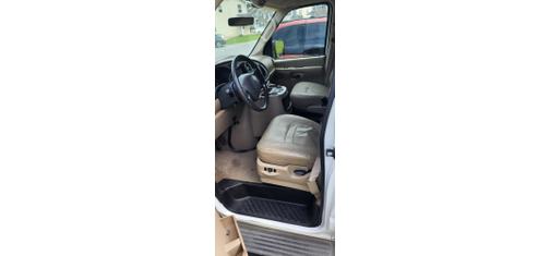 2003 Ford E150 XL Wagon
