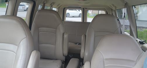 2003 Ford E150 XL Wagon
