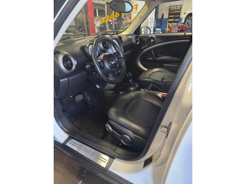 2011 MINI Cooper Countryman Base
