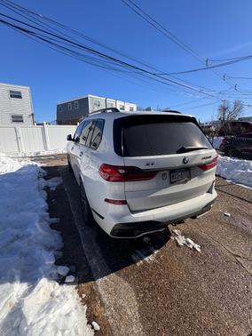 2020 BMW X7 M50i