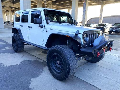 2014 Jeep Wrangler Unlimited Sahara