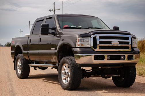 2006 Ford F-250 XLT Crew Cab Super Duty