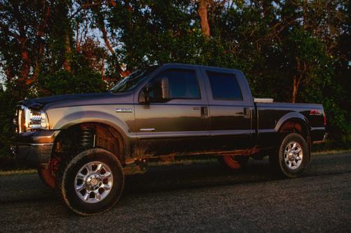 2006 Ford F-250 XLT Crew Cab Super Duty