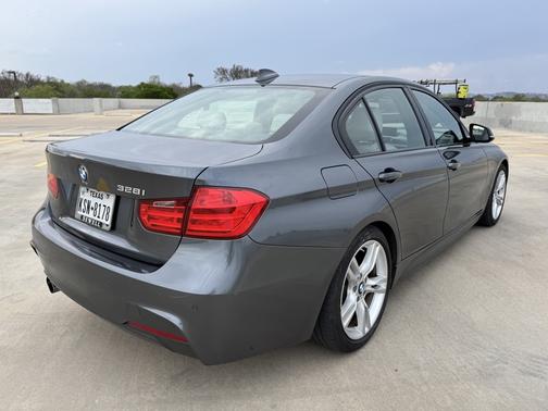 2015 BMW 328 i