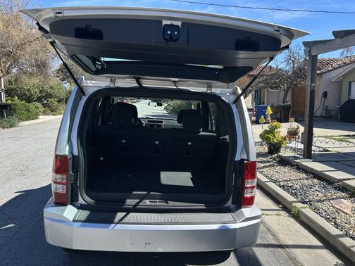 Silver 2011 Jeep Liberty Sport