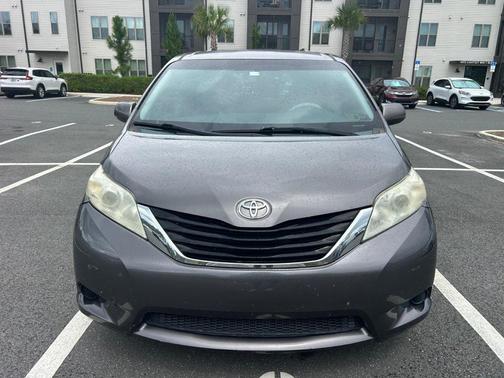 Gray 2013 Toyota Sienna LE