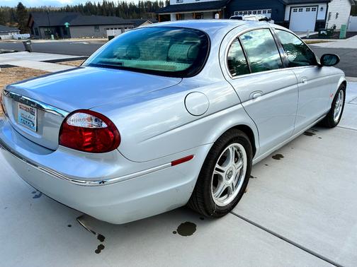 2008 Jaguar S-Type 3