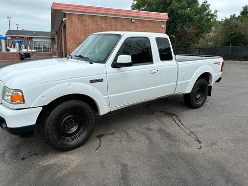 White 2009 Ford Ranger XLT SuperCab