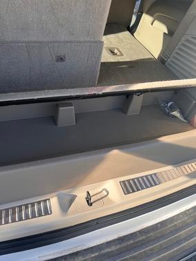 White 2018 Cadillac Escalade Luxury