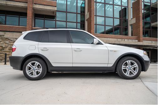 2005 BMW X3 3.0i