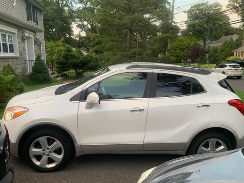 White 2015 Buick Encore Convenience