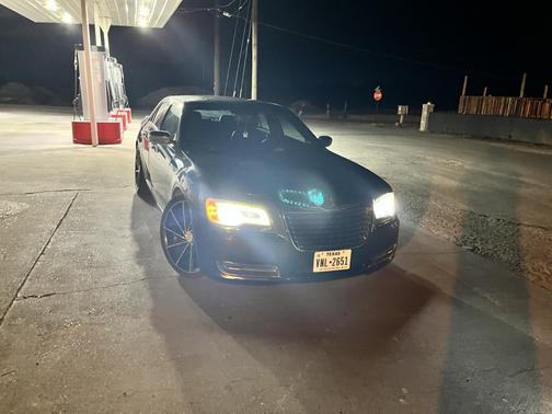 2013 Chrysler 300 Base