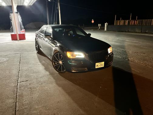 2013 Chrysler 300 Base