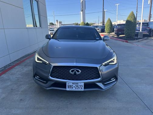 2018 INFINITI Q60 2.0t PURE