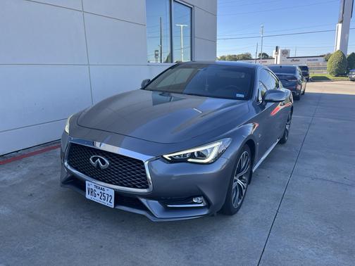 2018 INFINITI Q60 2.0t PURE